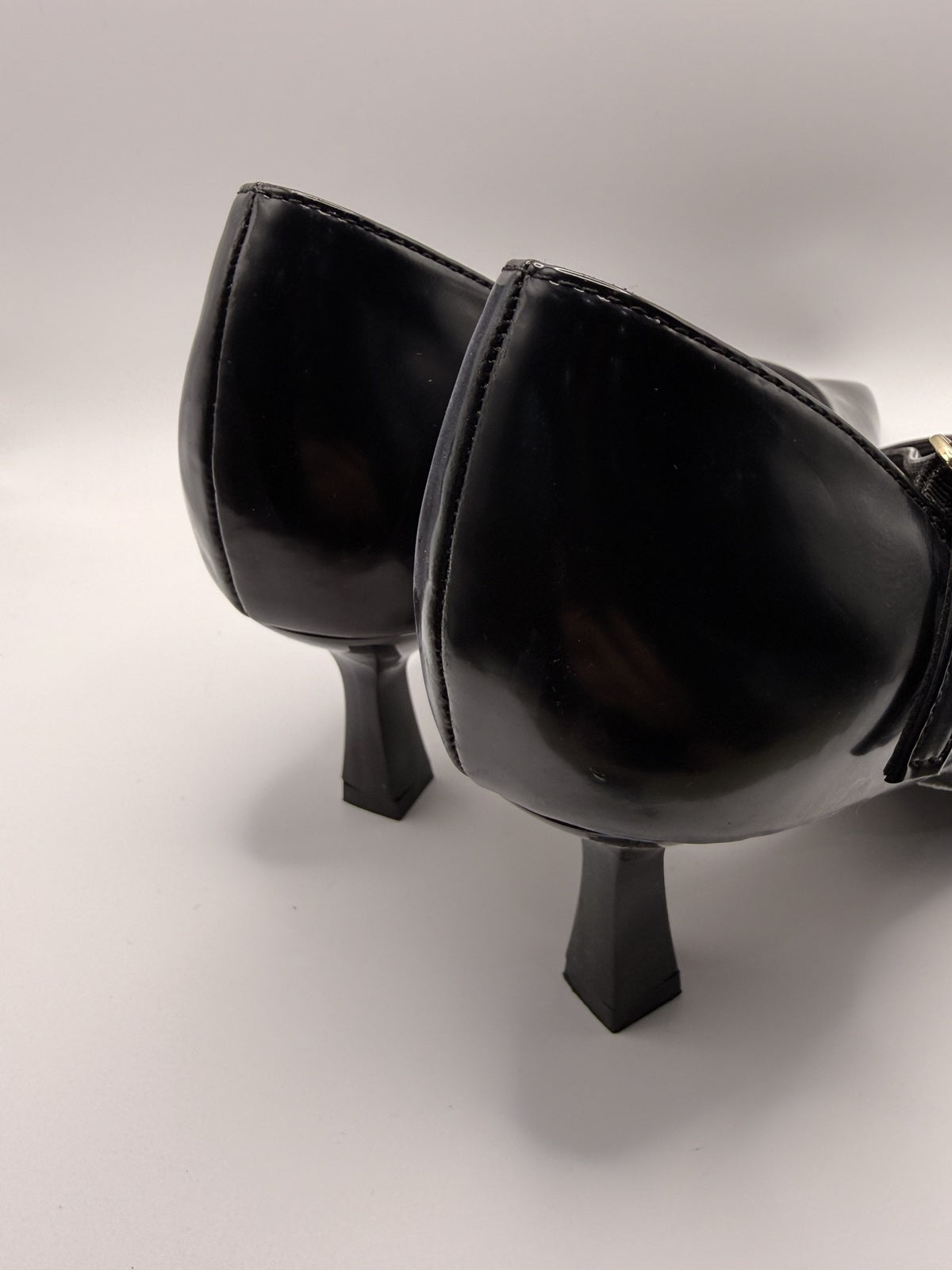 Elegant Black Pointed Toe Kitten Heel Shoes with Ankle Strap