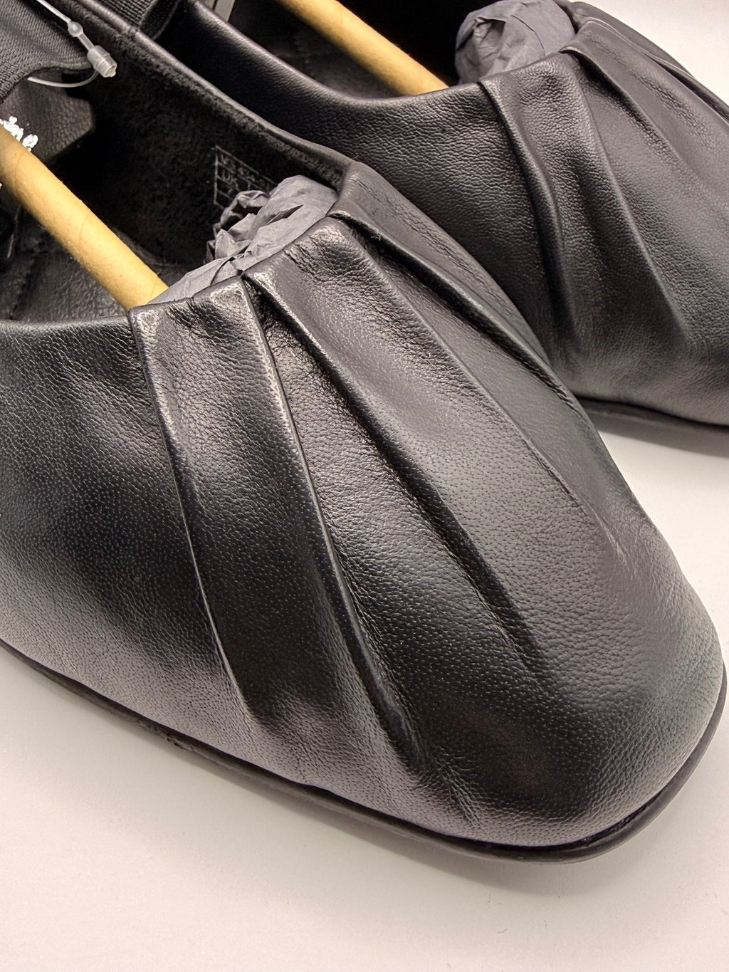 Black Genuine Leather Flat Shoes with Elastic Strap