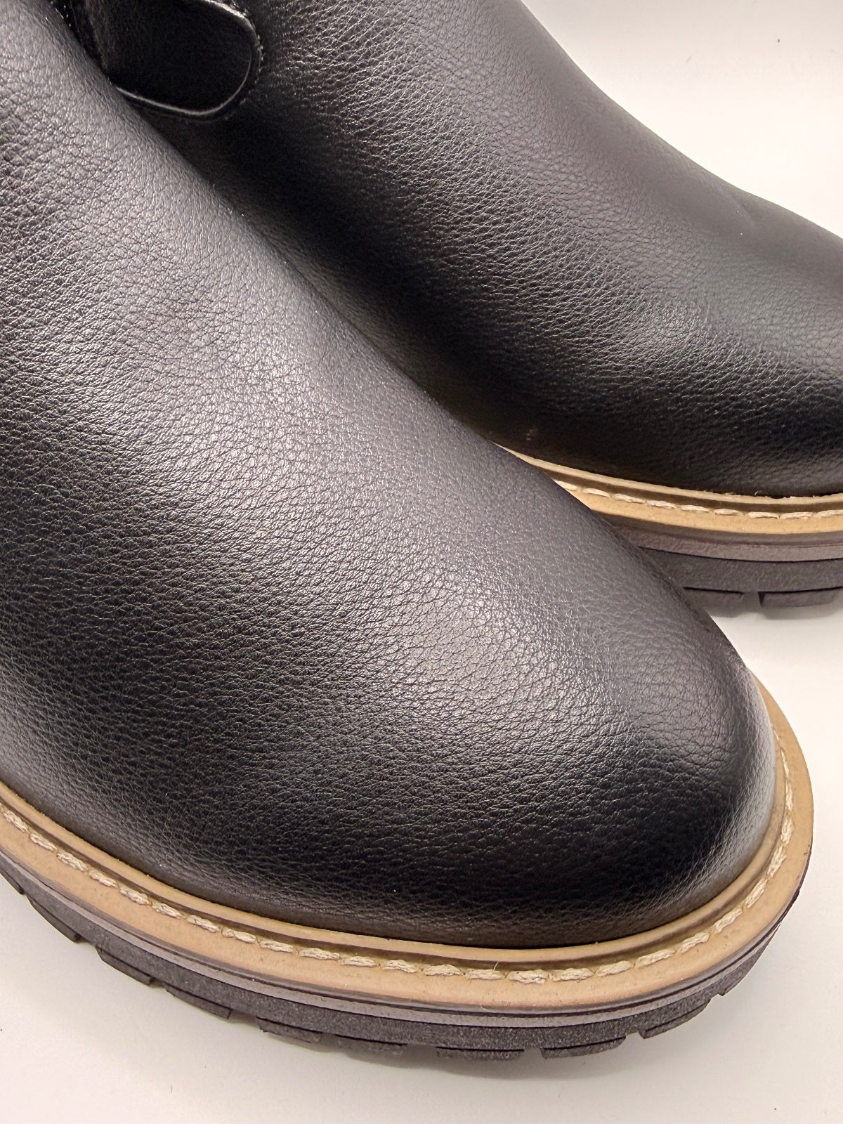 Black Ankle Boots with Chunky Sole and Side Zip